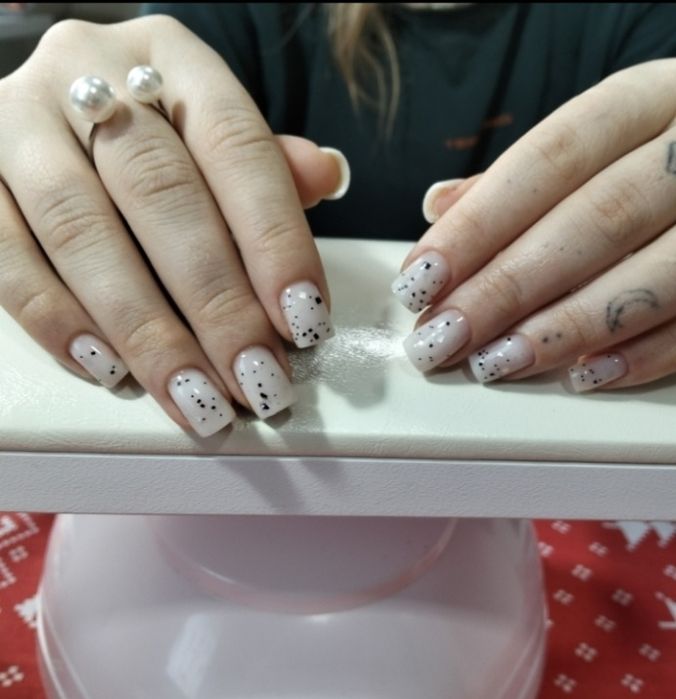 Хочется нежности, свежести и обновления - начни с маникюра!