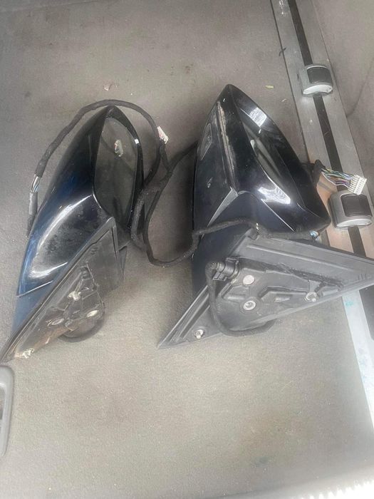 Огледала и усилвател Ауди А8