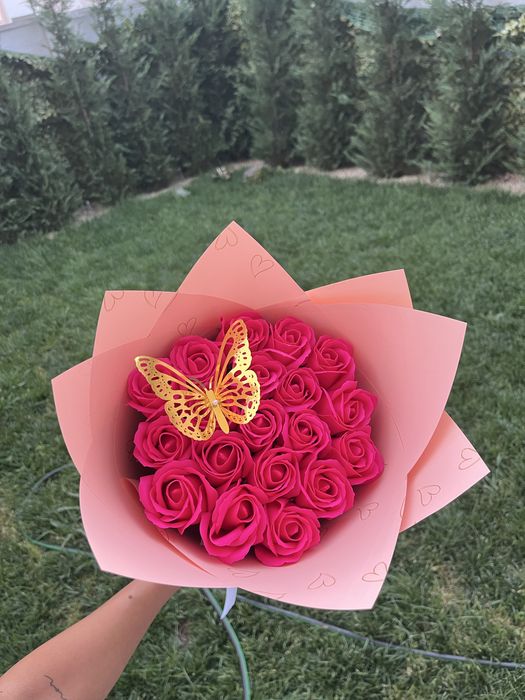 Buchet trandafiri sapun simplu albastru/ nuante de albastru/ baby blue