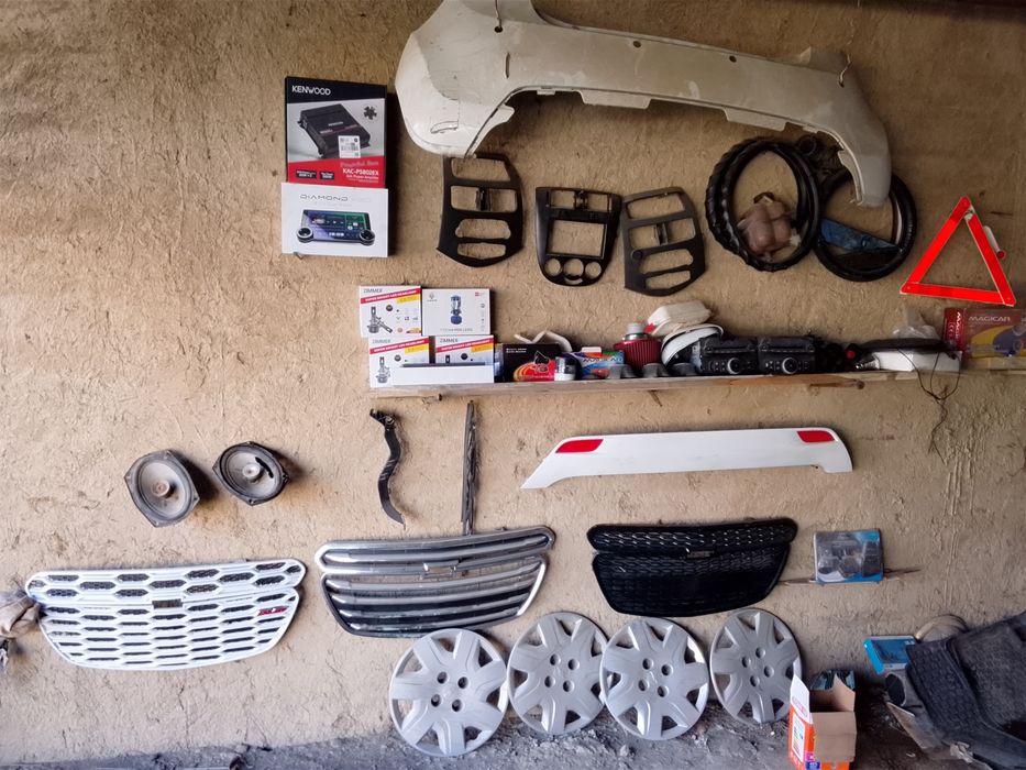 Spark zapchastlar sotiladi