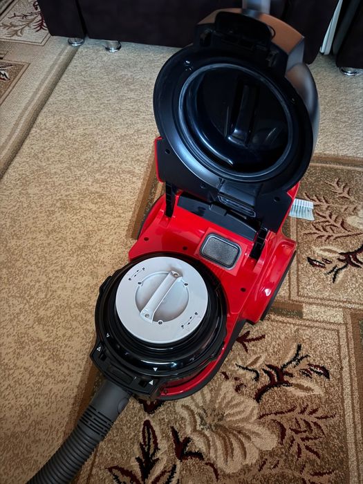 Пылесос Philips FC8950/01