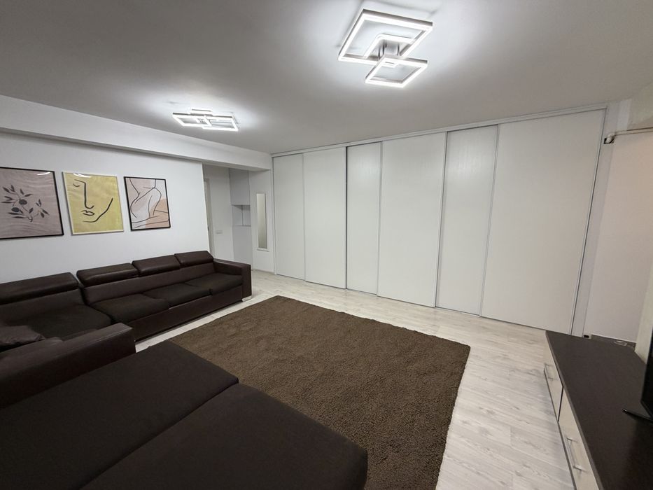 Inchiriez apartament cu 2 camere