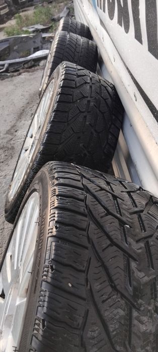 18" джанти Audi 5x112 et48 8J с зимни гуми