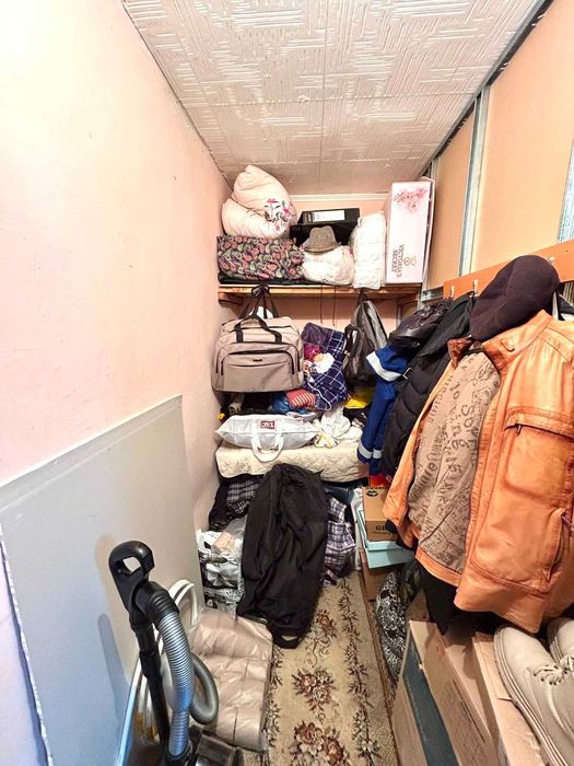 Продается 3 комн квартира