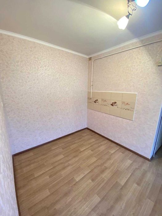 продам однокомнатную квартиру