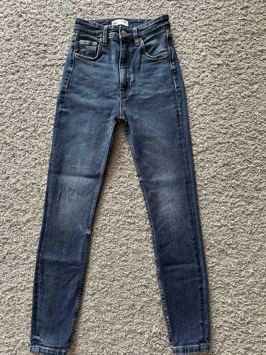 Продаются джинсы ZARA