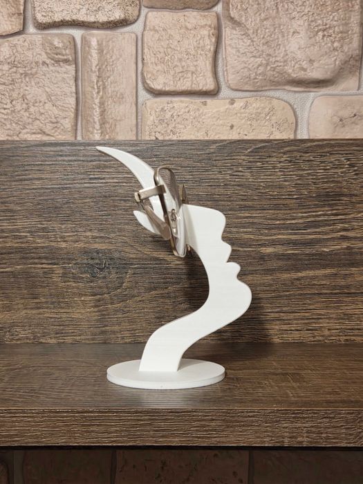 Стилна стойка за очила