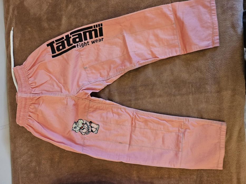 Продавам детско кимоно за BJJ