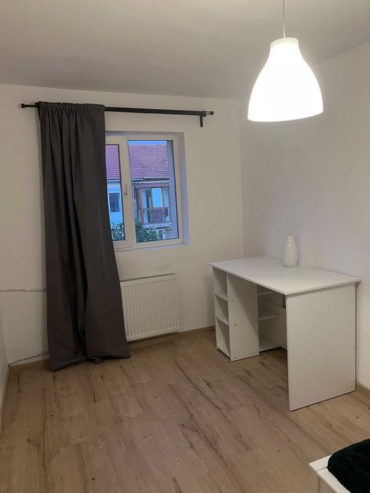 Inchiriez apartament cu 3 camere, zona complexul studentesc, Timisoara
