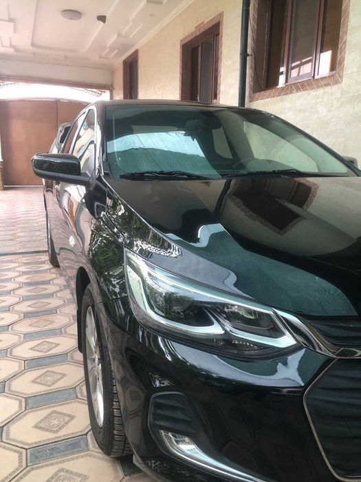 Onix premier 2 turbo AT plus