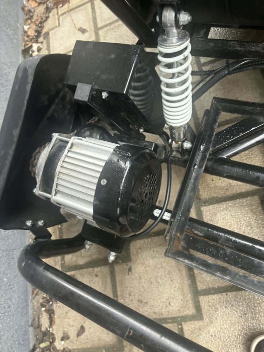 Motocicleta, kart , trotineta , moped.