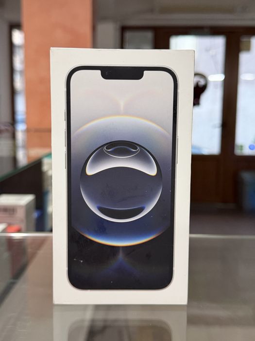 iPhone 16e 256 gb Pret 2800 lei