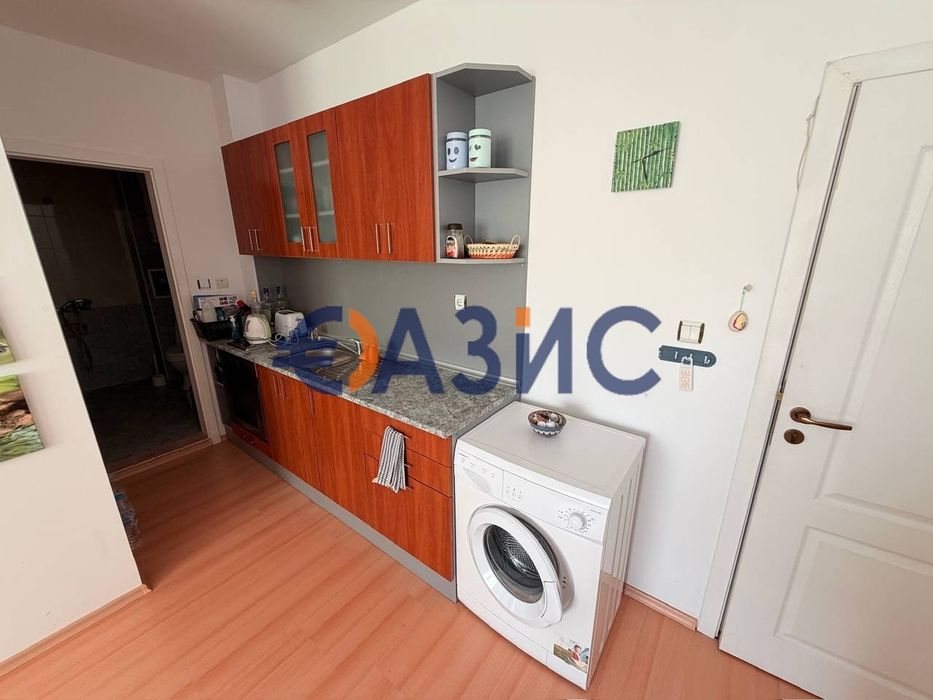 Продава се Двустаен апартамент в к.к. Слънчев бряг - 48 кв.м за 494 €/кв.м - Снимка #2