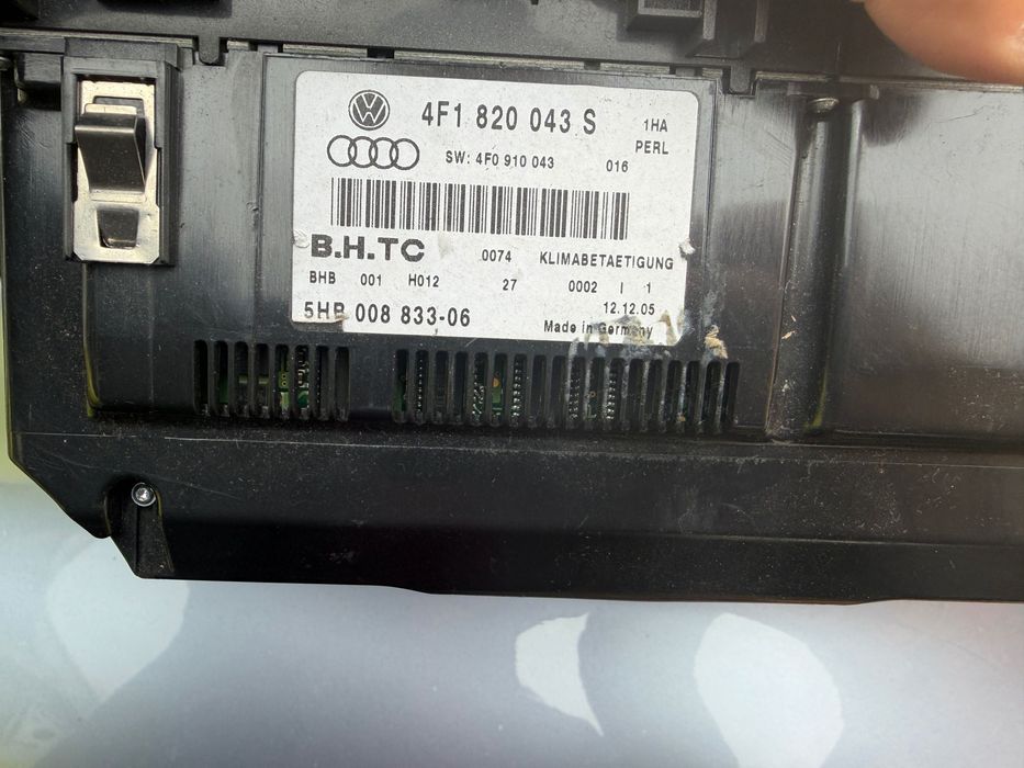 Панел климатроник / управление Audi A6 C6 3.0
