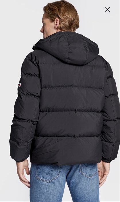 Tommy Jeans Пухено яке Essential черен - оригинално!