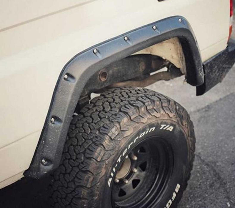 OVERFENDERE TOYOTA LAND CRUISER J70 - 5 cm + kit garnituri/suruburi