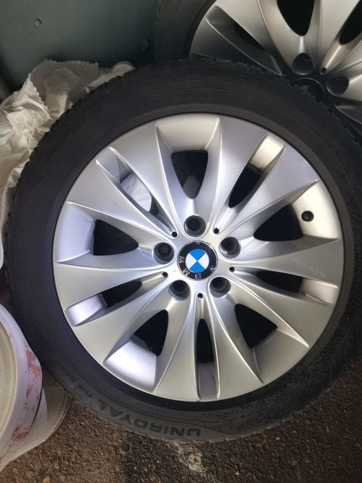 Конплект четири джанти с гумите като нови за BMW.