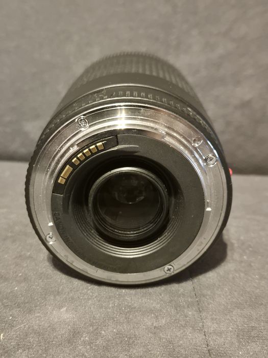 Obiectiv Canon EF 75-300mm f/4-5.6 III Zoom Lens, nou, în cutie