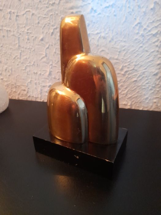 Статуетка  Antoni Miro Bravo