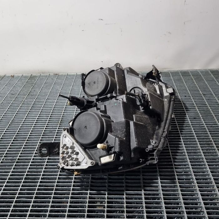 Far Stanga Dacia Duster II 2018 - 2021 SUV 4 Usi (1473) Fara xenon O PRINDERE RUPTA