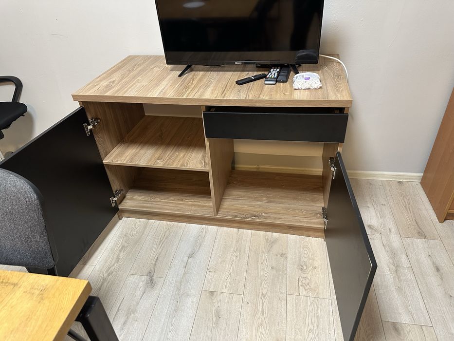 Шкаф для офиса /дома