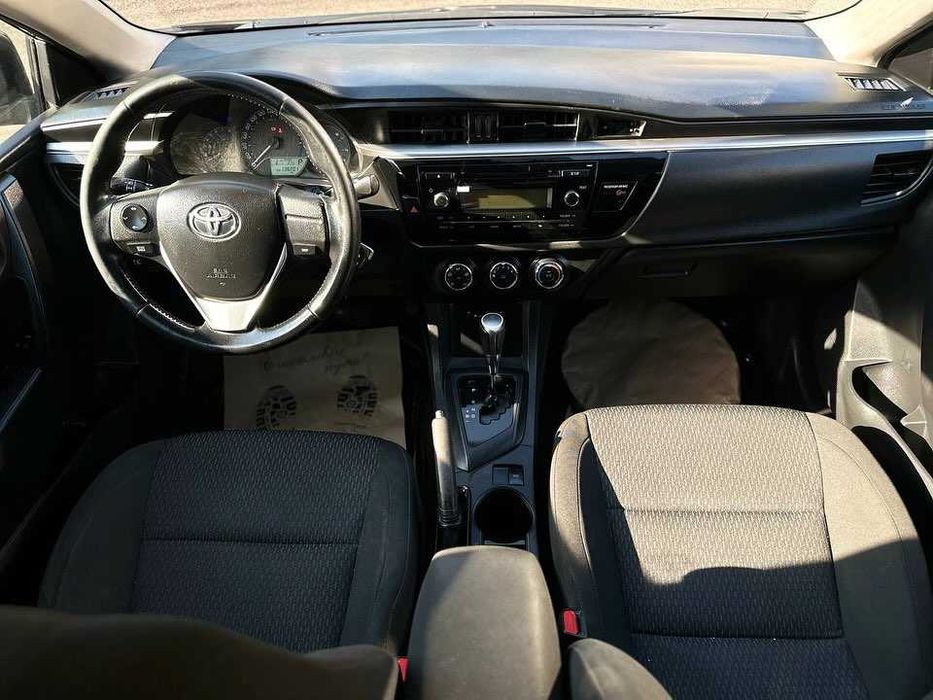 Продам Тойота Королла 2016