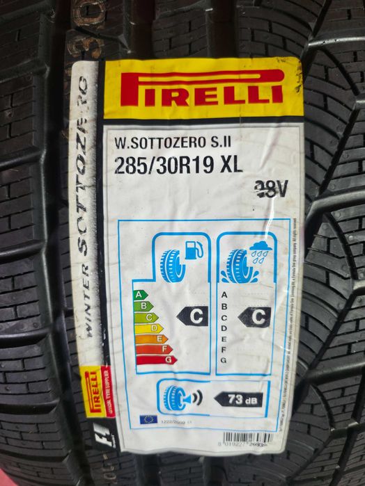 1 Anvelopa de IARNA - 285/30/19 - PIRELLI - NOUA - DOT 2015 !