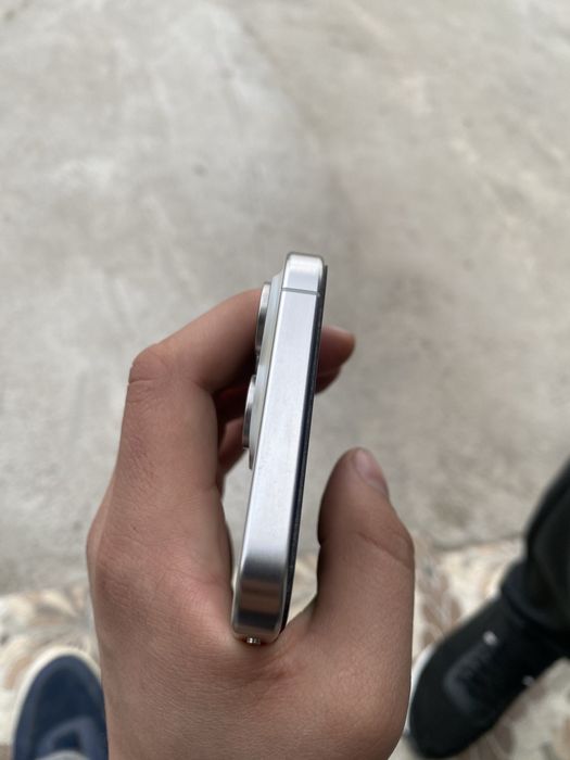 Iphone 15 pro max 256gb white