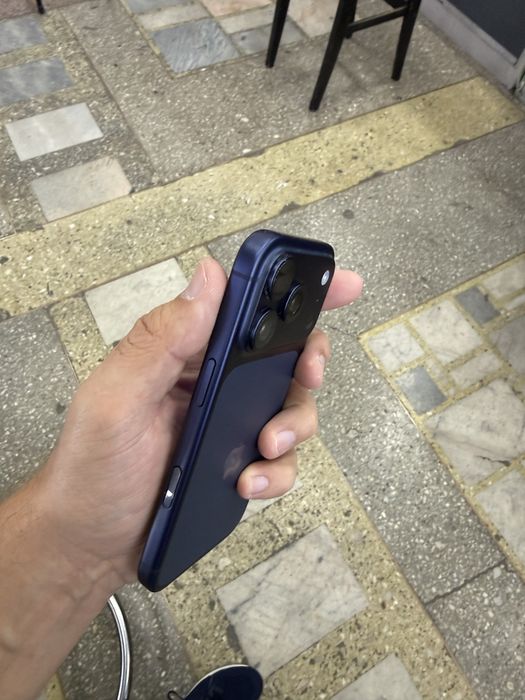 Iphone 17 pro 256 blue