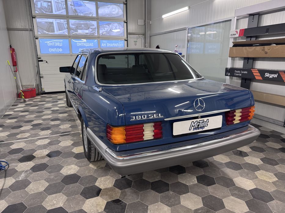 Затъмняване на стъкла, облепяне на автомобили, полиране на фарове