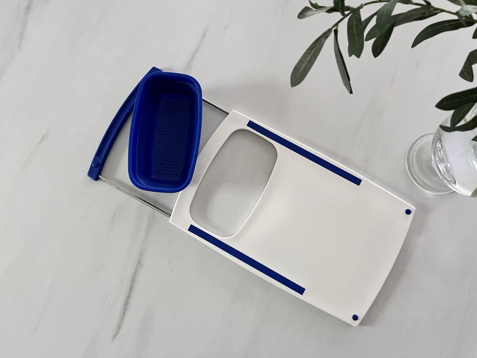 Tocător extensibil (cu recipient)