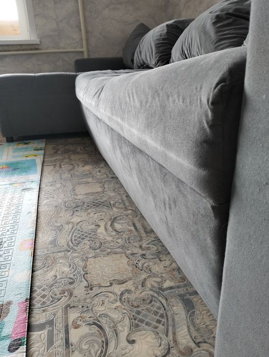 Продам угловой диван