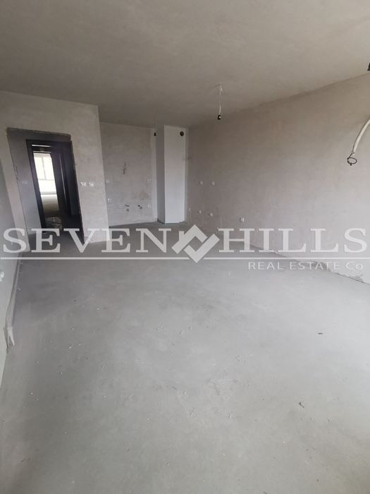 Продава се Двустаен апартамент в Пловдив, Гагарин - 75 кв.м за 1200 €/кв.м - Снимка #1