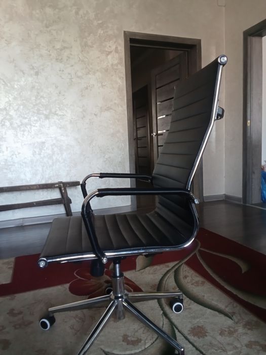 Офиска арналған кресло