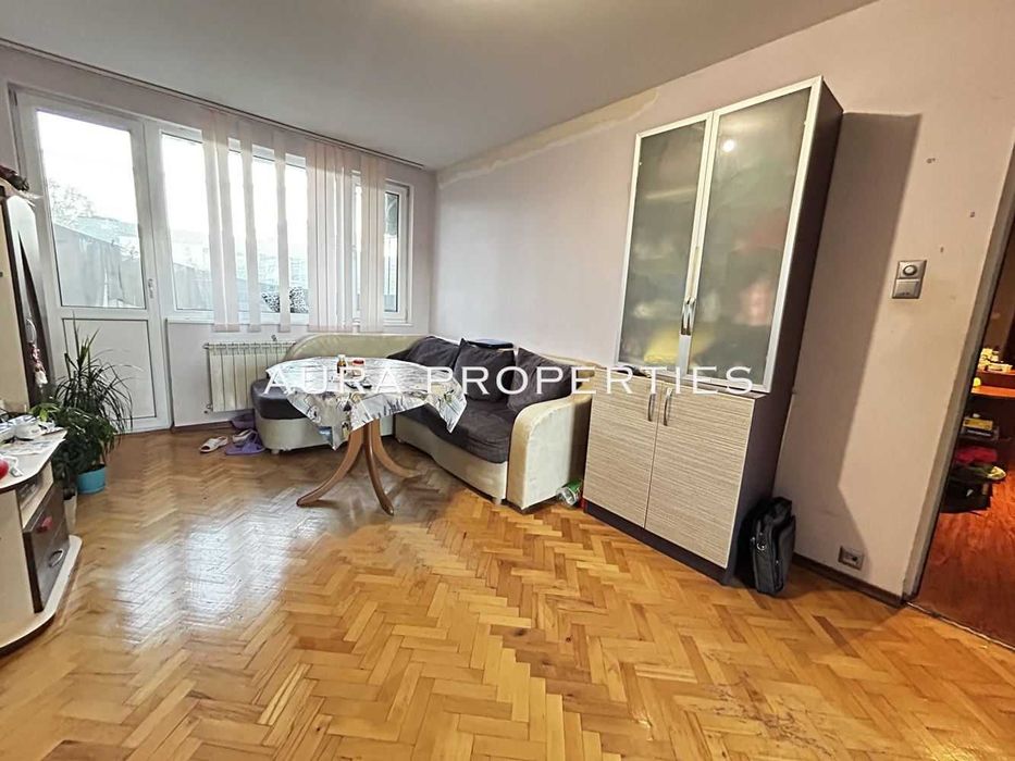 Продава се Тристаен апартамент в Разград, Център - 86 кв.м за 1127 €/кв.м - Снимка #4