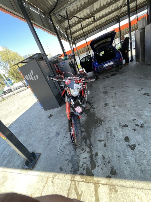 Yamaha xt660x supermoto