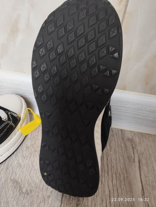 Converse Конверсы 35 р новые, Орбита