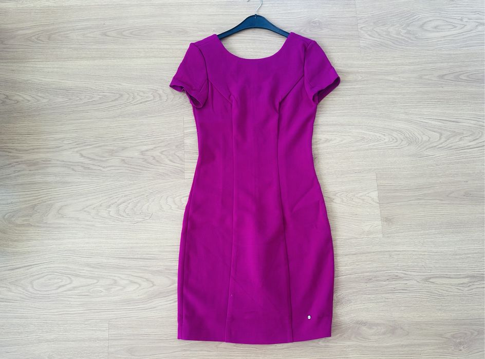 Reserved Спортно-елегантна рокля