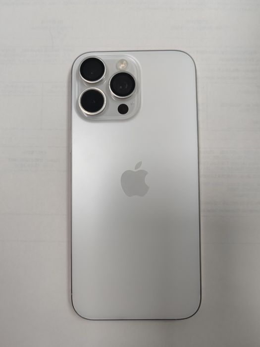 iPhone 16 Pro  Max 512 GB /baterie 92