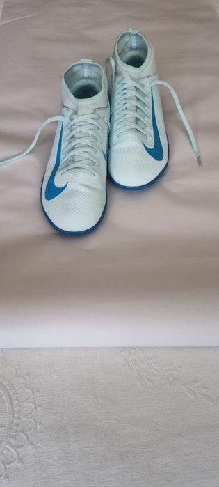 Vand ghete fotbal Nike Mercurial mar. 36