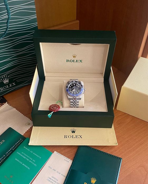 Rolex GMT-MASTER II Batman “Date” 40mm