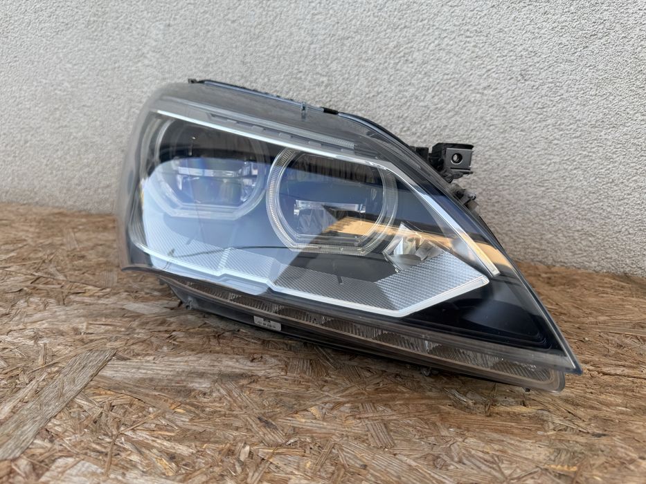 Far dreapta BMW Seria6 F06 F12 F13 Full LED Adaptiv Original Europa