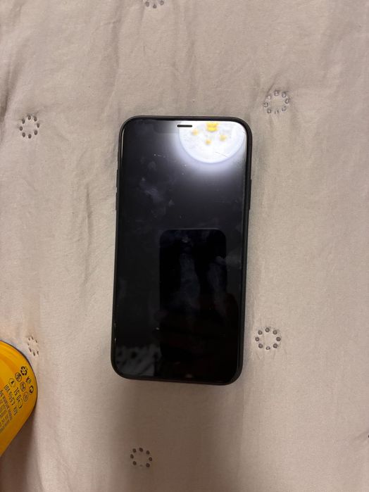 iPhone XR черен