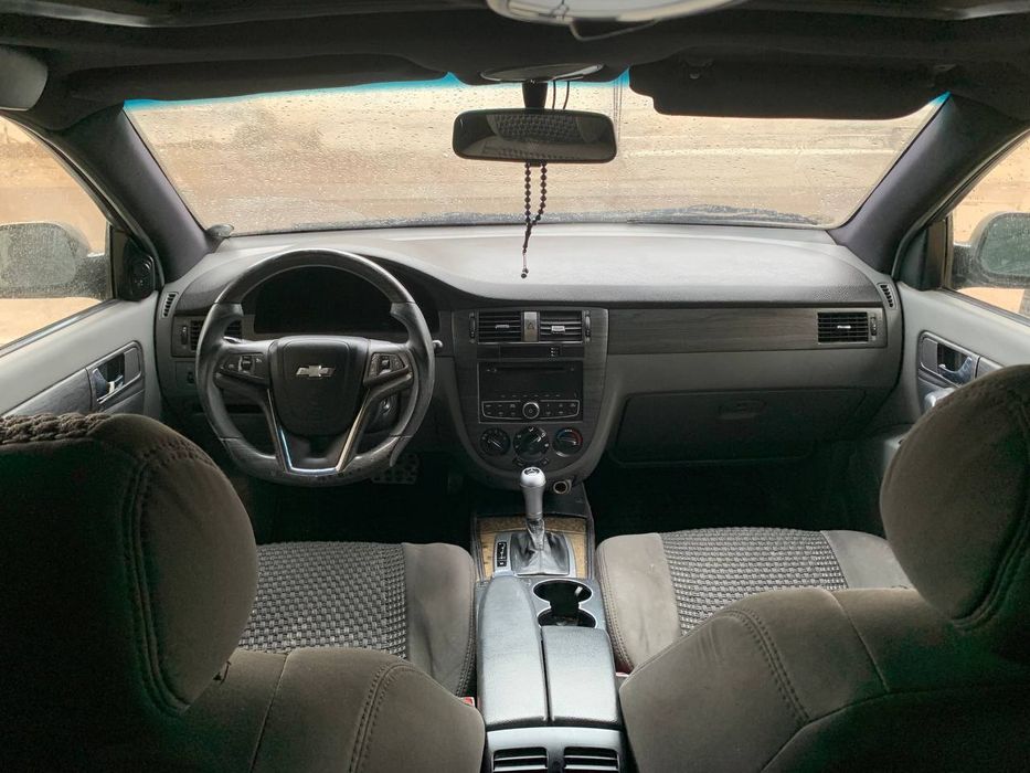 Ласети жентра килинган