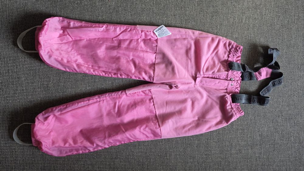 Демисезонные штаны для девочки 128