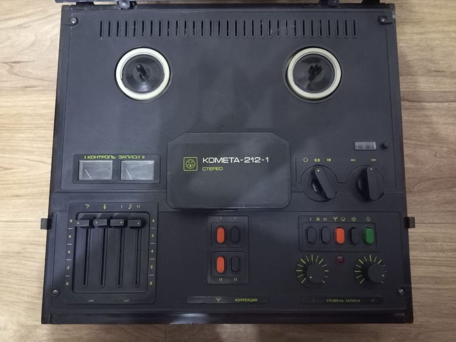 "Комета 212-1 стерео"