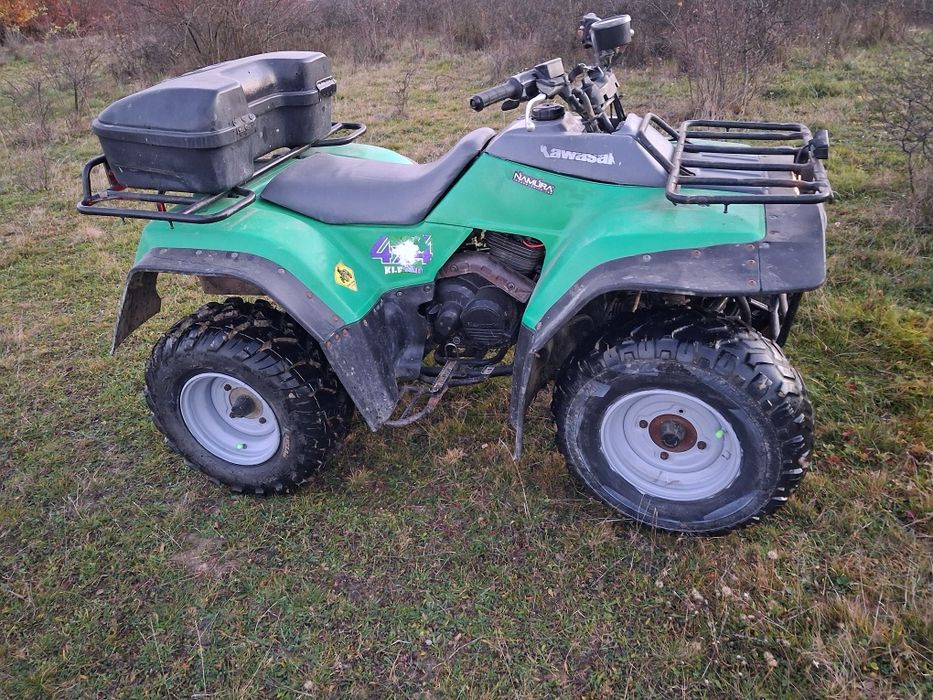Vand atv kawasaki klf 300cc 4x4 5 trepte +reductor la mic!