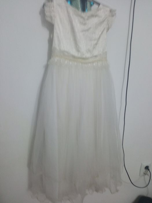 Бальные нарядные платья