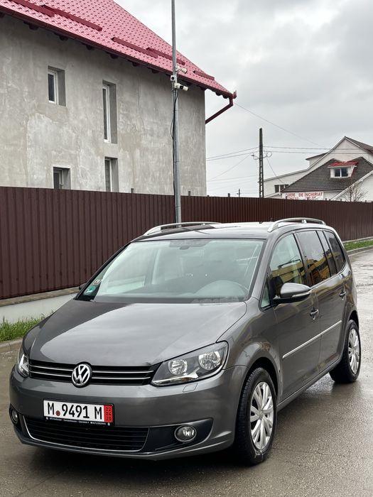 Volkswagen Touran 2011 2.0 diesel 7 locuri