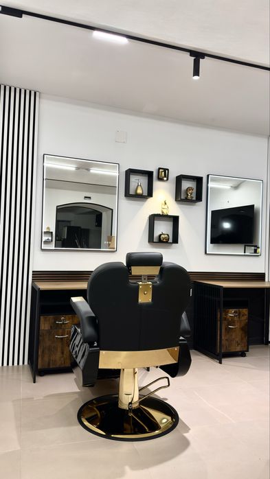 Închiriere scaun Frizer / Barber - Salon Epic No.7 Centru